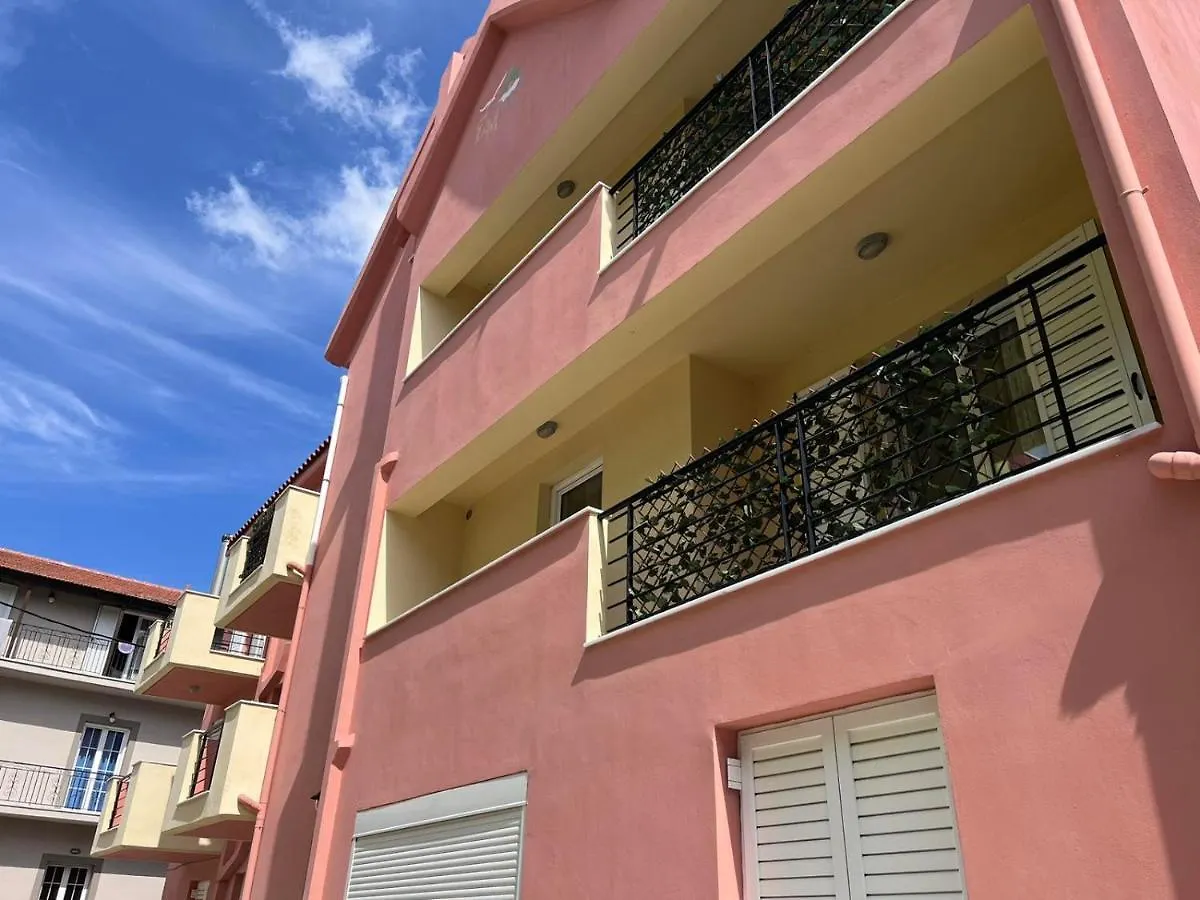 Kleio'S Apartment Lixouri