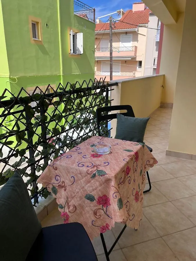 Kleio'S Apartment Lixouri