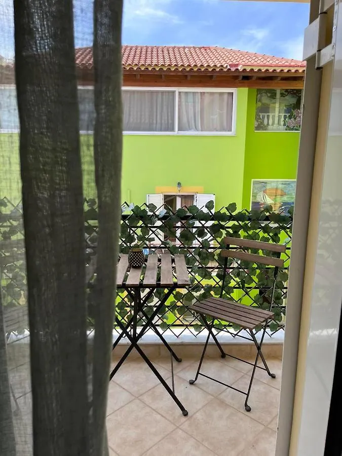 Kleio'S Apartment Lixouri